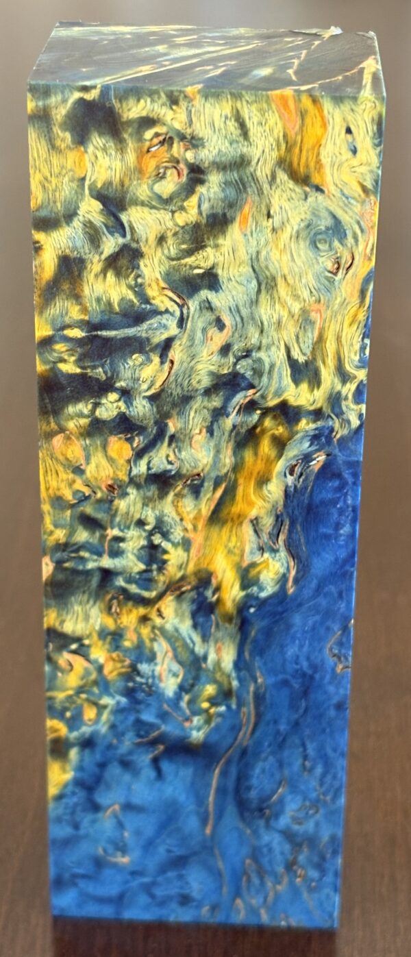 Dual-dyed, stabilized Curly birch handle. 30x49x150mm - Image 2