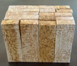 Karelian masur birch scales. Set of 20 pcs. Dimensions 22x50x150mm