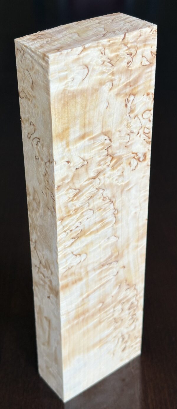 Masur birch wood bigger block. Kiln dried wood. Dimensions: 29x64x225mm - Image 4
